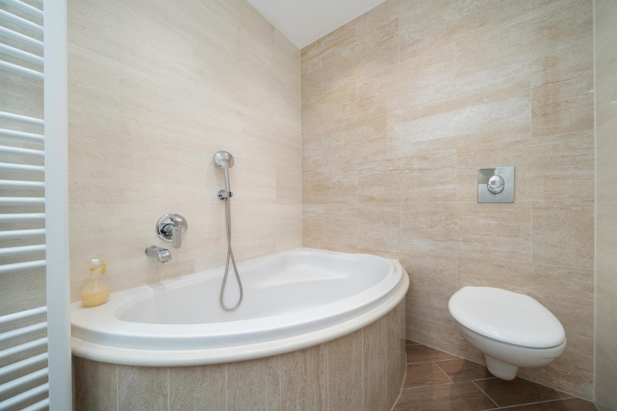 Apartment Ana Makarska Esterno foto