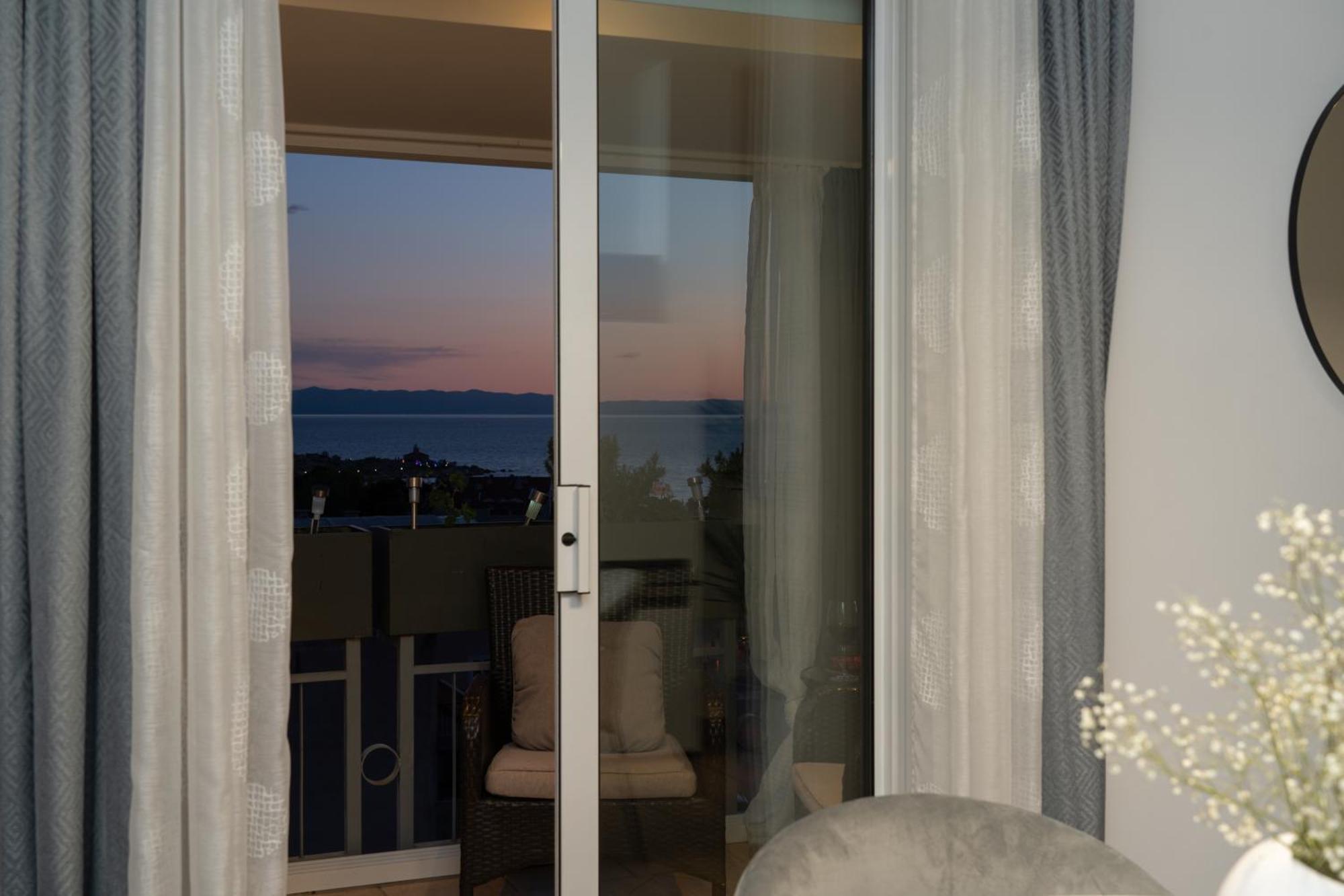 Apartment Ana Makarska Esterno foto