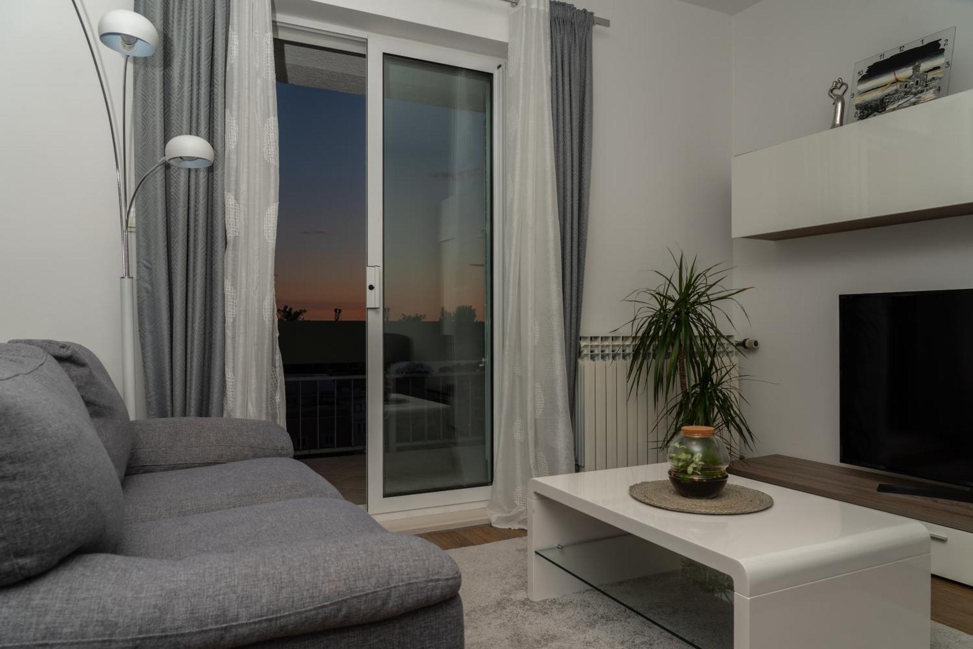 Apartment Ana Makarska Esterno foto